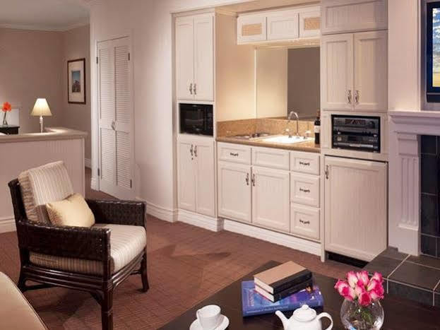 House At Hermosa 4*